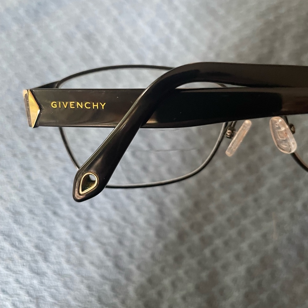 Givenchy Frames - image 1